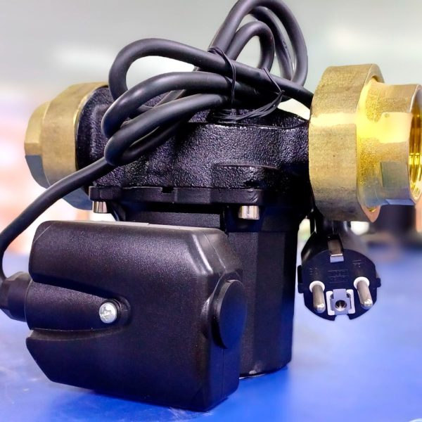 Циркуляционный насос «Питер» мощностью 120 Вт