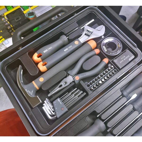 Набор ручных инструментов Deli (34 предмета)