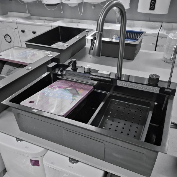 Раковина со смесителем 75 × 45 см