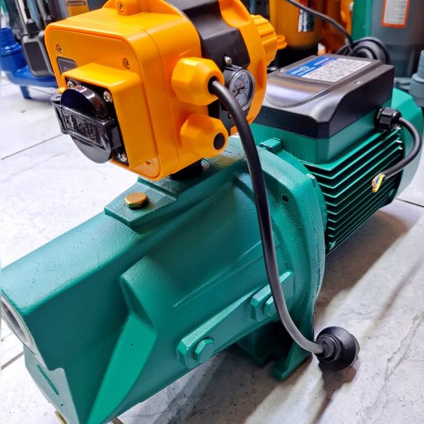 Центробежный насос Zafiro 160 литров-в-минуту мощностью 2200 Вт