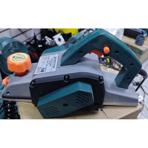 Электрический рубанок Power Action мощностью 1020 Вт