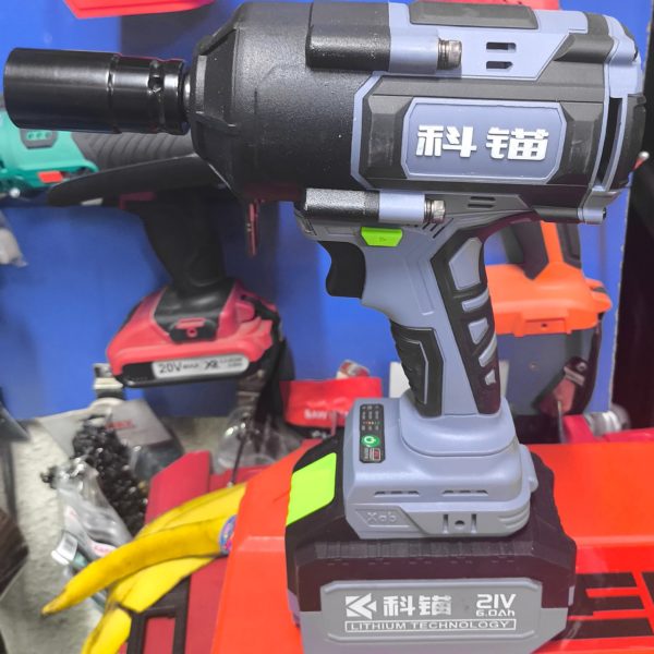 Гайковерт KM-A818 моментом силы 850 Н∙м