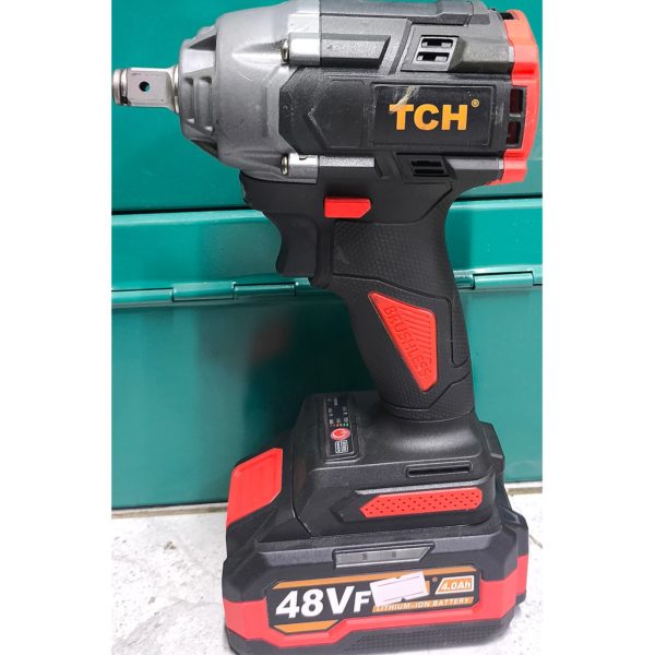 Гайковерт (импакт) TCH моментом силы 450 Н∙м