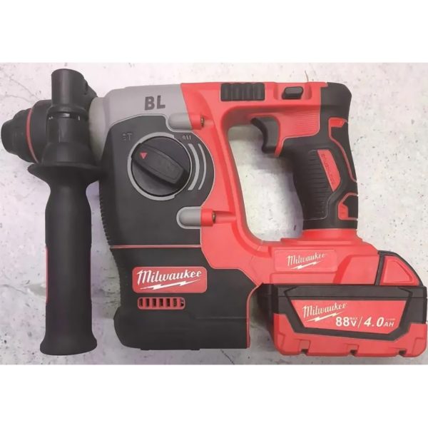 Перфоратор Milwaukee 6200 оборотов-в-мин (аккумуляторный) 1 Перфоратор Milwaukee 6200 оборотов-в-мин (аккумуляторный)