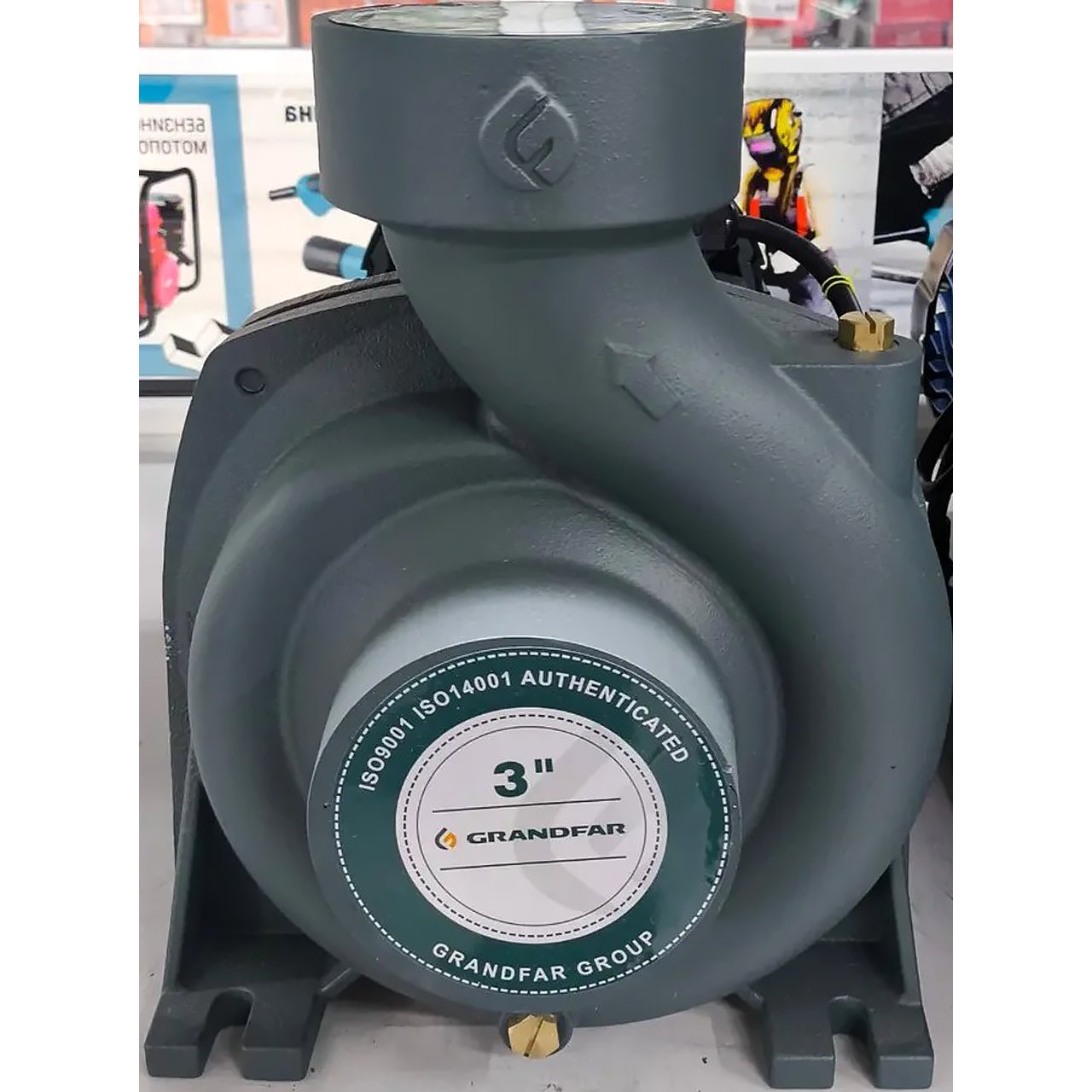 Центробежный насос Grandfar 1100 литров-в-минуту мощностью 2200 Вт 3 Центробежный насос Grandfar 1100 литров-в-минуту мощностью 2200 Вт