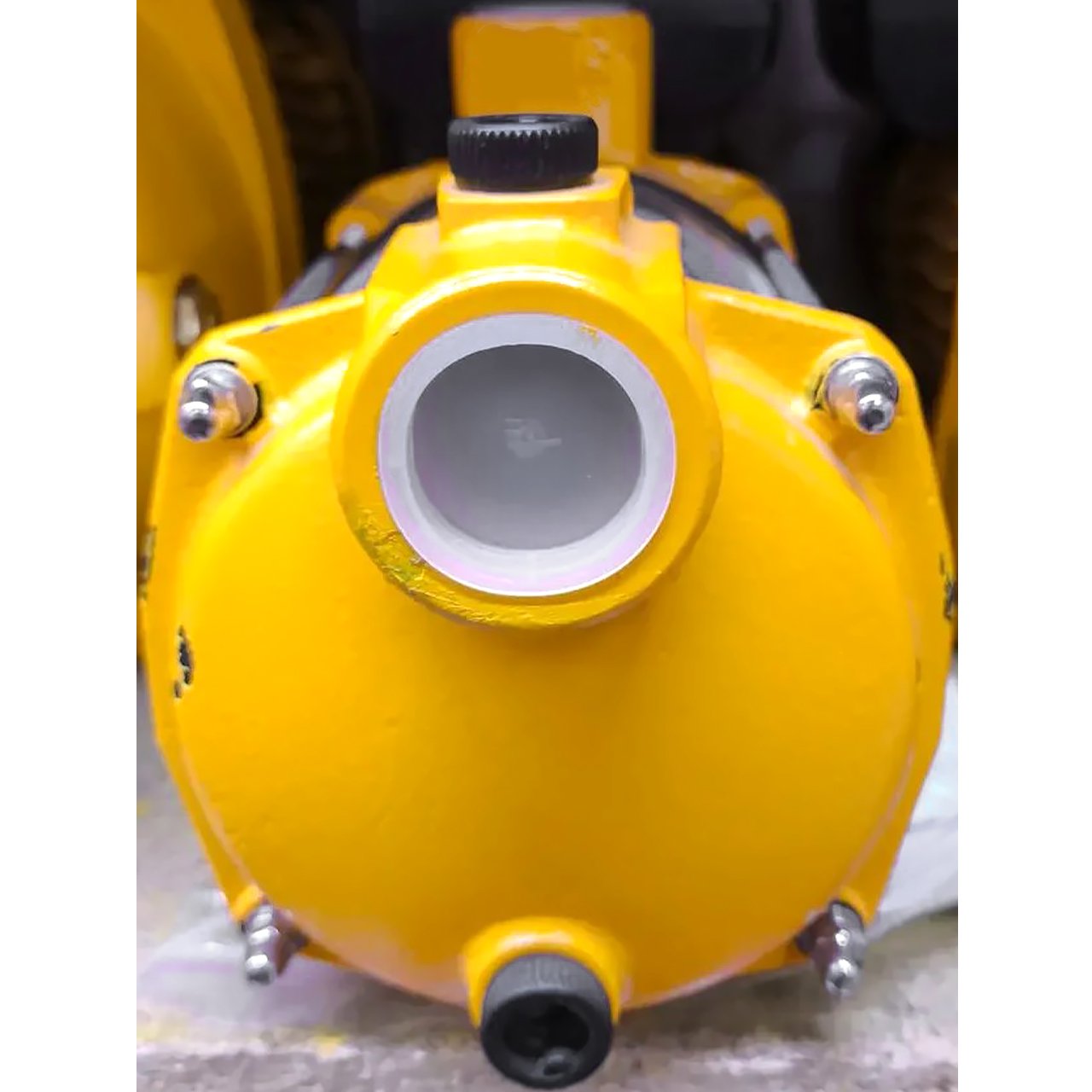 Центробежный насос Happy 60 литров-в-минуту мощностью 550 Вт 3 Центробежный насос Happy 60 литров-в-минуту мощностью 550 Вт