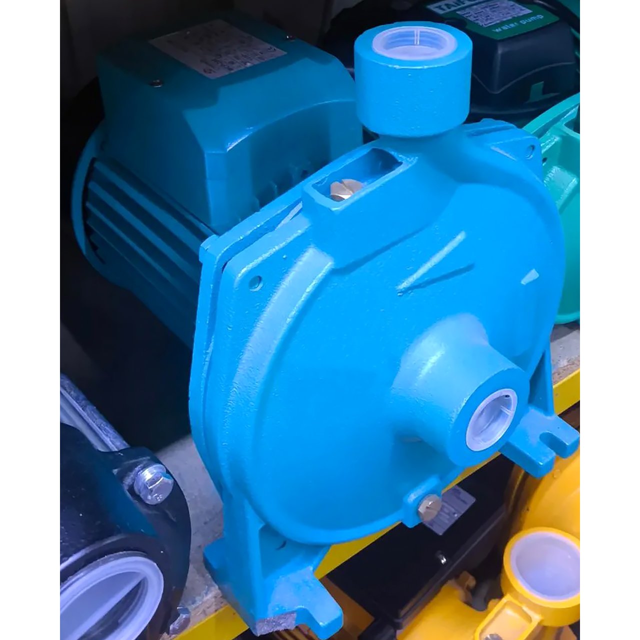 Центробежный насос Umbrella 150 литров-в-минуту мощностью 2200 Вт 3 Центробежный насос Umbrella 150 литров-в-минуту мощностью 2200 Вт