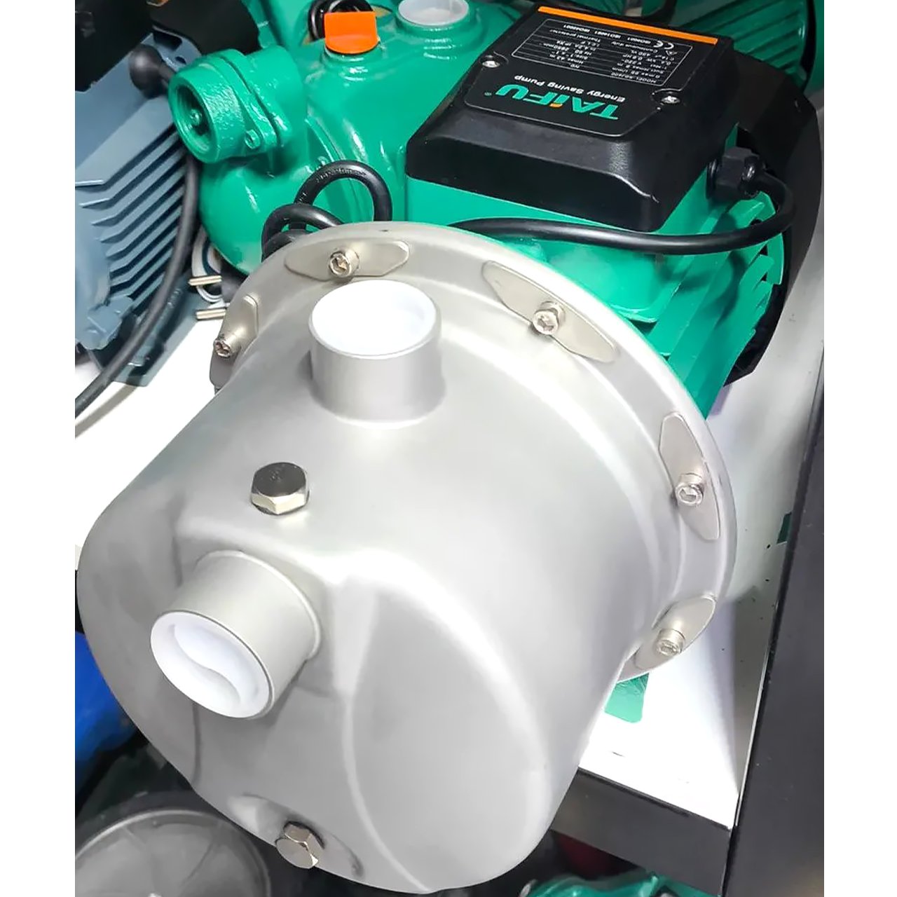 Самовсасывающий поверхностный насос Taifu 55 литров-в-минуту мощностью 600 Вт