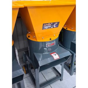 Многофункциональная мельница «Орел» мощностью 4000 Вт