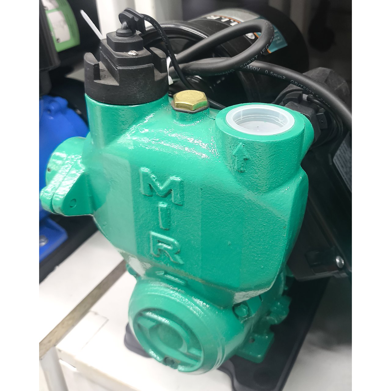 Станция автоматического водоснабжения M.I.Rcyz 40 литров-в-минуту мощностью 450 Вт