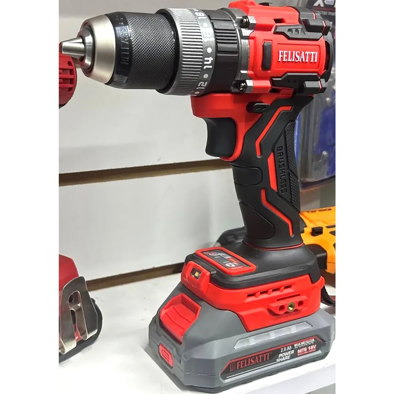 Шуруповёрт Felisatti 3000 оборотов-в-мин