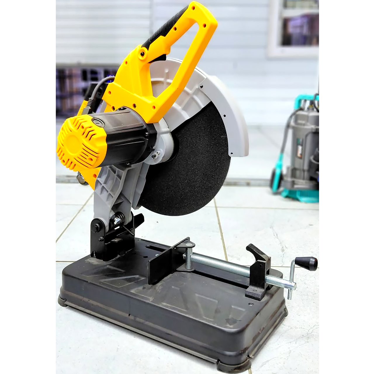 Пила торцовочная (углорез) Leiya 3700 оборотов-в-мин