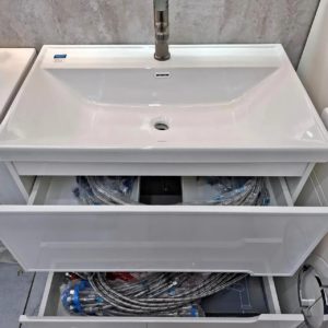 Раковина с тумбой 80 x 85 см