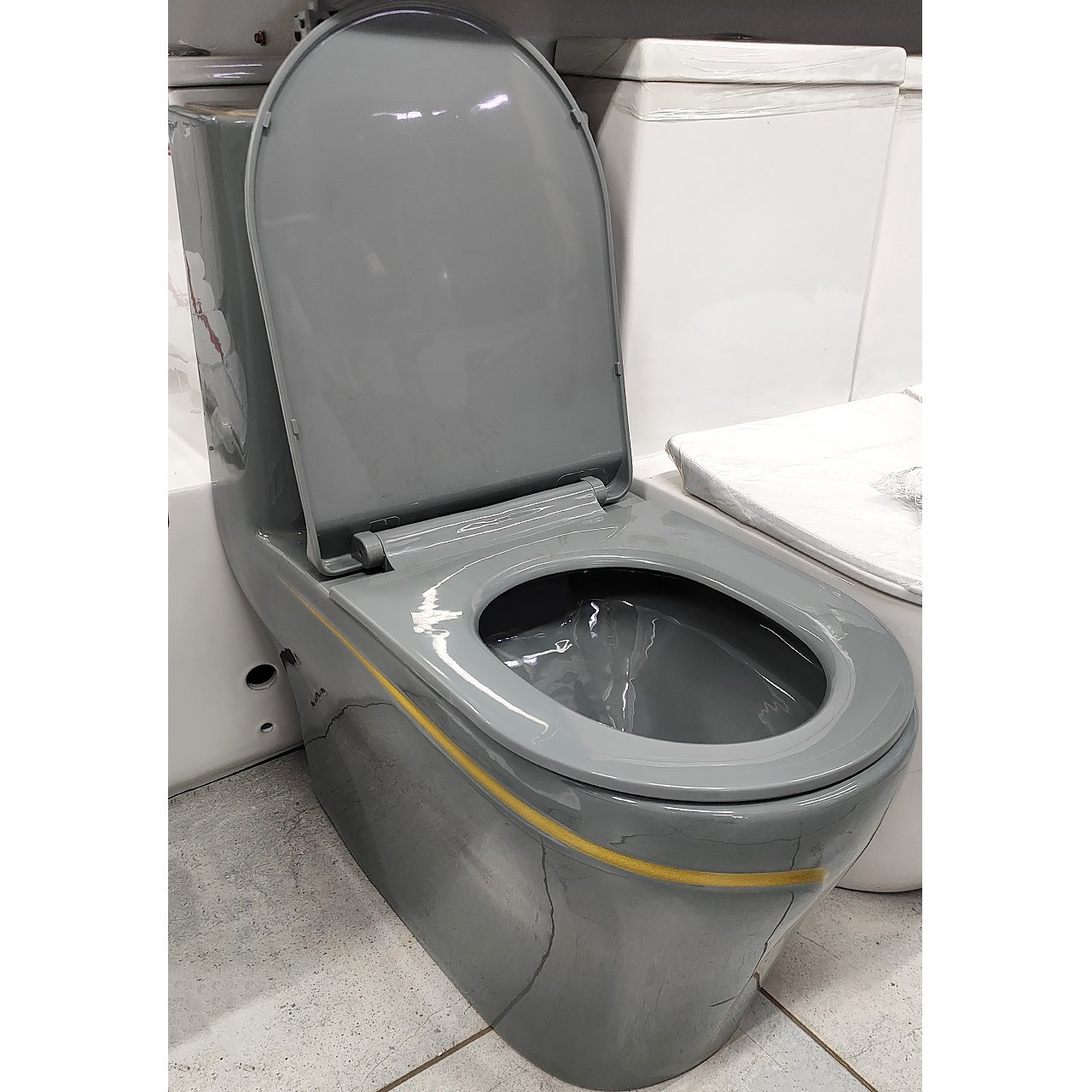 Унитаз Marvel 70×36 см